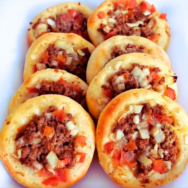 Esfirra de Carne (Embalagem com 8 unidades)